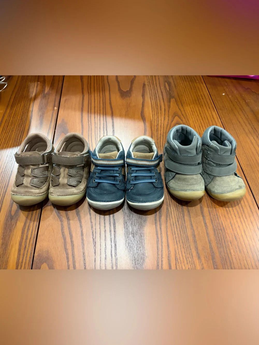 Stride Rite Kids Triple Pack Sneakers in Brown, Navy and Gray